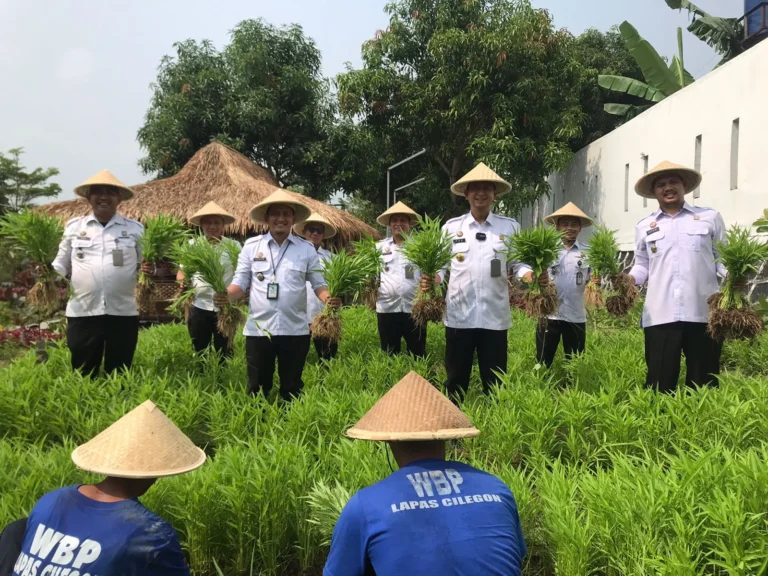 Lapas Cilegon: Membangun Kemandirian Warga Binaan Melalui Pertanian