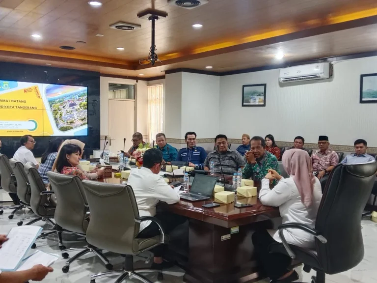 BPKAD Provinsi Banten Sambut Kunjungan DPRD Kota Tangerang untuk Perkuat Kerjasama Pembahasan APBD 2025