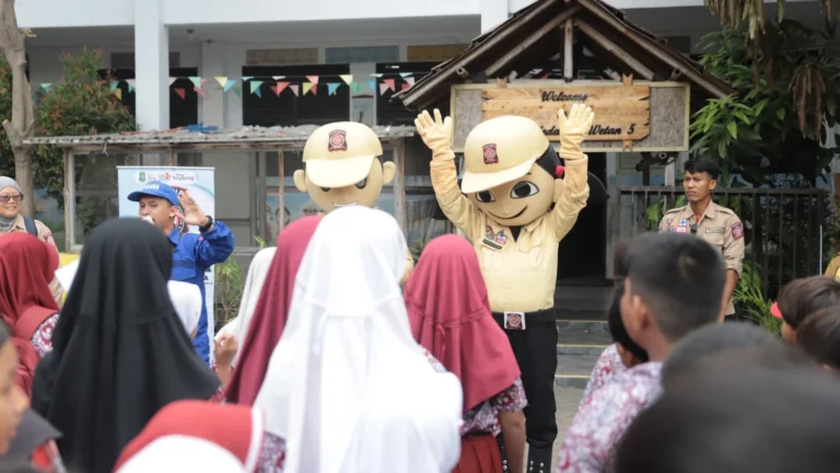 Tagana Kota Tangerang Gelar Edukasi Mitigasi Bencana di Sekolah Lewat Program Tagana Masuk Sekolah