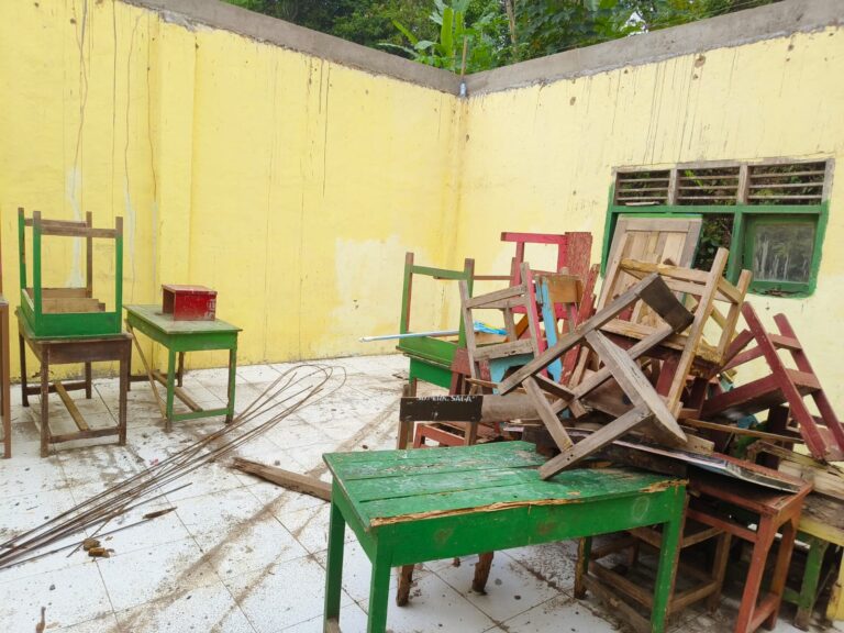 Madrasah Diniyah Madarijul Ulum di Kabupaten Serang Terancam Roboh, Siswa Terpaksa Diliburkan Total