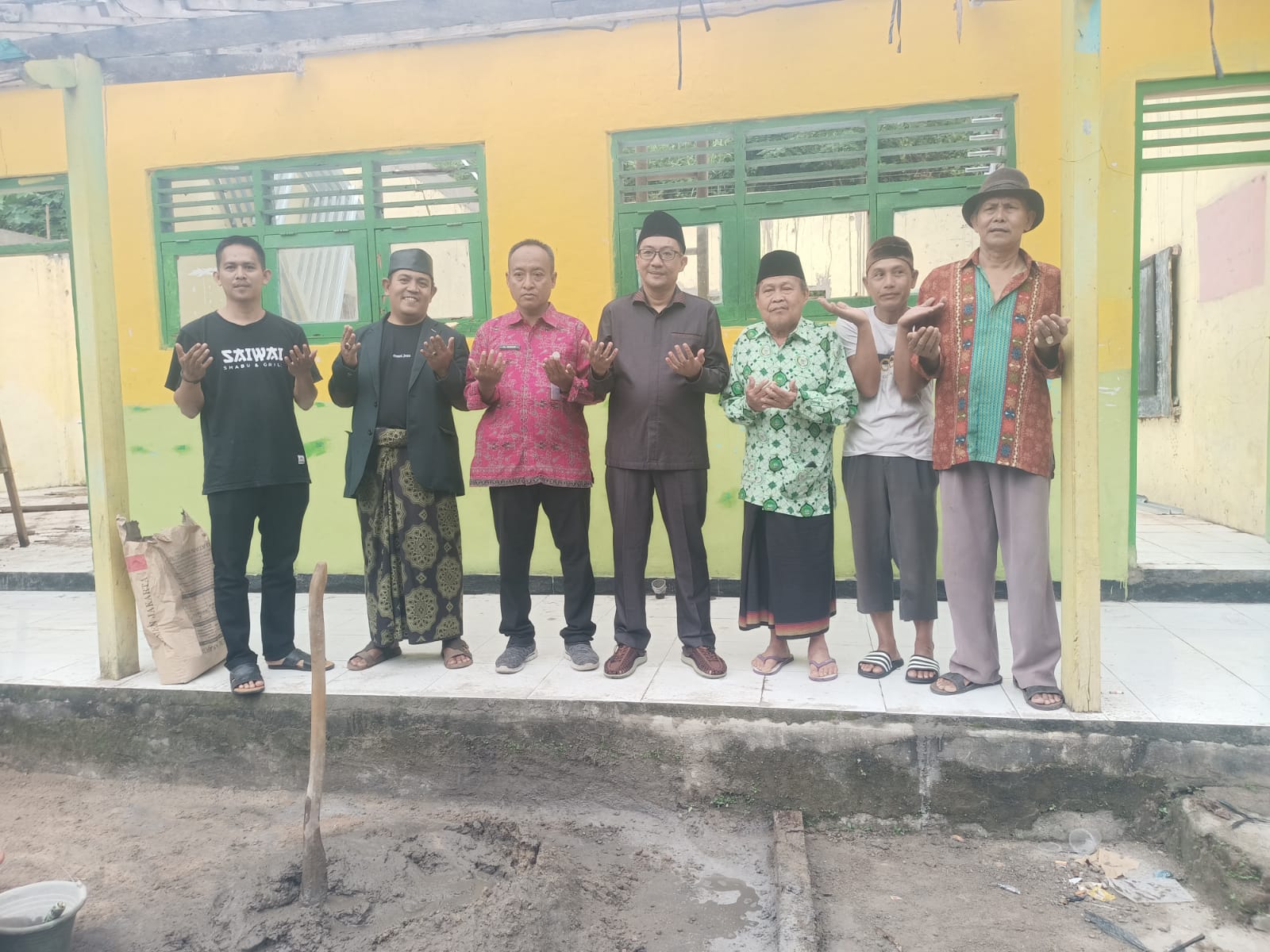 Anggota DPRD Serang Upayakan Pemkab Bantu Rehabilitasi Madrasah Diniyah Madarijul Ulum