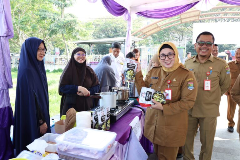 Jelang Idul Adha, Wabup Tangerang Tinjau Gerakan Pangan Murah dan Bazar UMKM