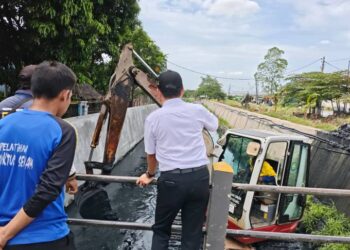 Pemkot Tangerang Gencarkan Normalisasi Kali Songsit untuk Antisipasi Banjir