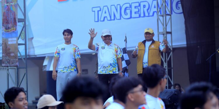 Ribuan Anak Muda Ikuti Benteng Run 2025 di Kota Tangerang