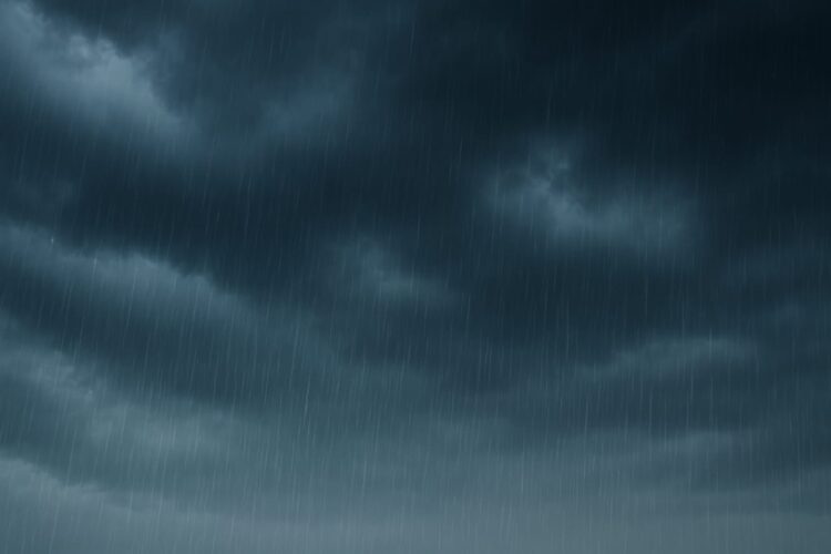 Hujan Petir Sapa Wilayah Tengah dan Utara, BMKG Imbau Warga Banten Waspada Cuaca Ekstrem Hari Ini