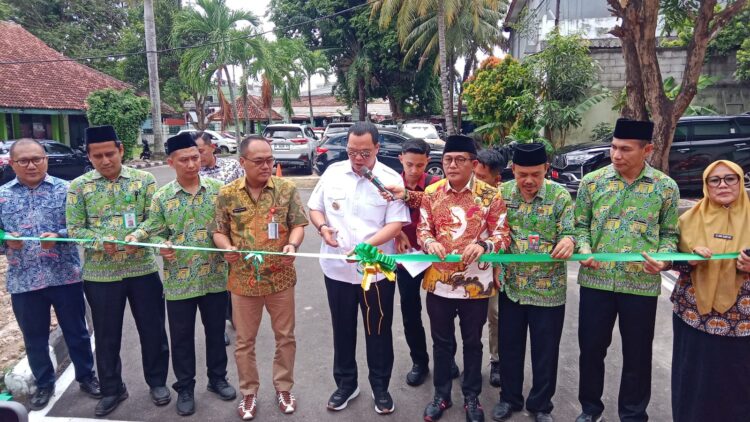 Wali Kota Serang Resmikan Jalan “Ikhlas Berbudi” di Lingkungan Kemenag