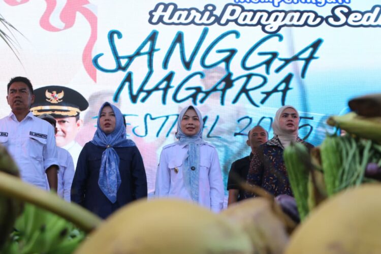 Bupati Serang Apresiasi Festival Sangga Nagara 2025 di Padarincang