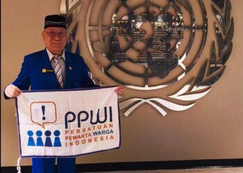 Bendera PPWI Berkibar di Markas Besar PBB, Simbol Persatuan Pewarta Warga Indonesia Mendunia