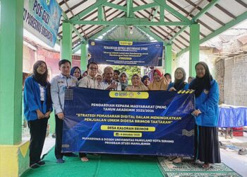 Memberdayakan dan Mempelajari Strategi Pemasaran Digital dalam Meningkatkan Penjualan UMKM di Desa Kaloran Brimob