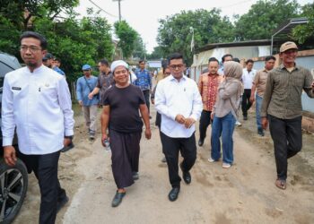Gubernur Banten Tinjau Kesiapan Program Bang Andra di Desa Sukarame