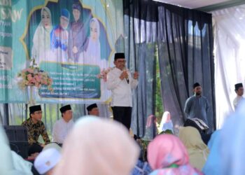 Teladani Akhlak Nabi, Wali Kota Tangerang Ajak Warga Hidup Bersih Lewat Gerakan Sedekah Sampah