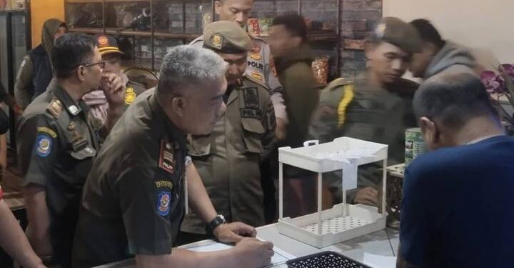 Satpol PP Tangerang Grebek Sejumlah Penginapan, Enam Pasangan Non-Suami Istri Terjaring Operasi Pelacuran