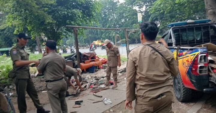 Tertibkan Bangunan Liar dan PKL di Sekitar Mall Balekota, Pemkot Tangerang Tegaskan: Fasilitas Publik Harus Sesuai Peruntukan