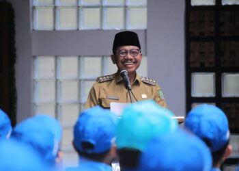 Wali Kota Sachrudin Lepas Atlet Pelajar Kota Tangerang ke Ajang POPNAS dan PEPAPERNAS 2025: “Kemenangan Sejati Lahir dari Kerja Keras dan Ketulusan”