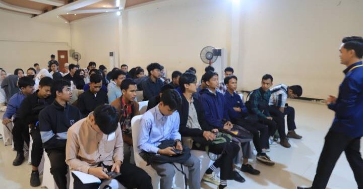 Ribuan Pencari Kerja Serbu Gebyar Rekrutmen Kerja 2025 Kota Tangerang, 399 Peserta Lolos Tahap Awal!