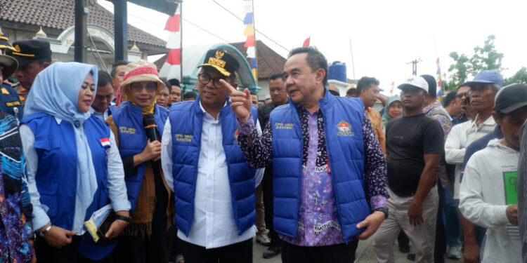 Dialog Hangat Gubernur Banten dan Sekda Tangerang Bersama Nelayan Kronjo: Aspirasi Mengalir, Solusi Mulai Dirancang
