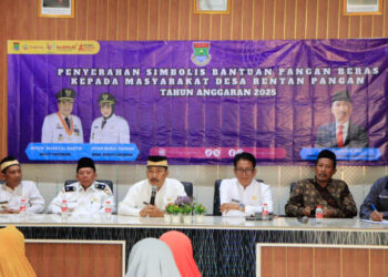 Pemkab Tangerang Salurkan Bantuan Beras untuk 1.725 Keluarga di Desa Rentan Pangan