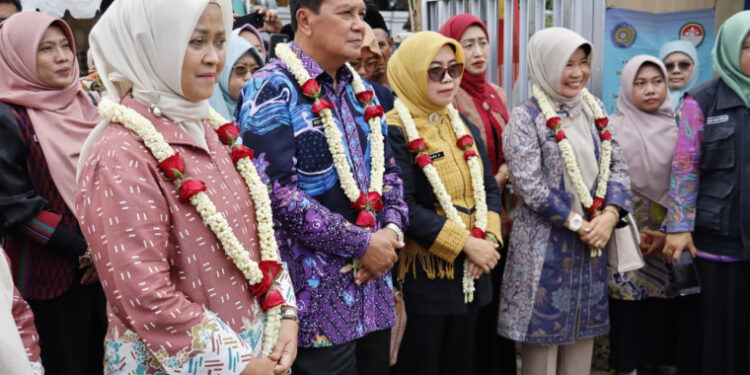 Kabupaten Tangerang Jadi Sorotan: Dua Desa di Teluknaga Dapat Kunjungan Monitoring Program Desa Ramah Perempuan dan Peduli Anak