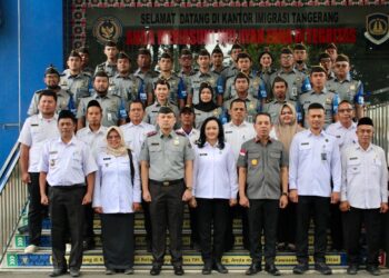 Kanwil Imigrasi Banten Kukuhkan Petugas Imigrasi Pembina Desa (PIMPASA), Awali Transformasi Desa Binaan Imigrasi