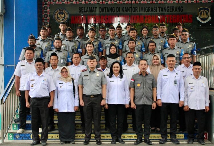 Kanwil Imigrasi Banten Kukuhkan Petugas Imigrasi Pembina Desa (PIMPASA), Awali Transformasi Desa Binaan Imigrasi