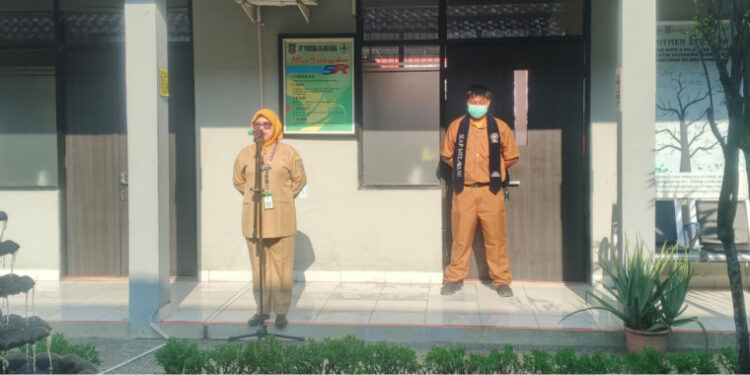 Puskesmas Bojong Kamal Gelar Apel Pagi, Tekankan Kedisiplinan dan Pelayanan Prima