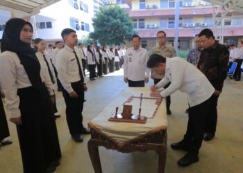 Wali Kota Tangerang Lantik 787 PPPK Penuh Waktu, Tekankan Profesionalisme dan Kesederhanaan