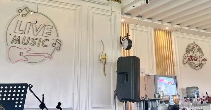 Esthetic Café, Tempat Nongkrong Hits di Serang Timur dengan View Tol dan Suasana Estetik nan Tenang