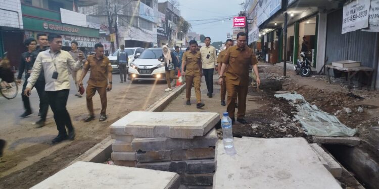 Wali Kota Serang Pastikan Proyek Penataan Pasar Royal Berjalan Sesuai Rencana
