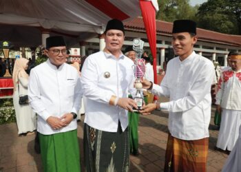 Ribuan Santri Padati Alun-Alun Serang, Peringatan Hari Santri 2025 Jadi Momen Kolaborasi Pemerintah dan Pesantren