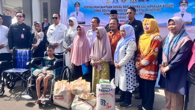 Wali Kota Serang Salurkan 179 Bantuan Sosial untuk Anak, Disabilitas, Lansia dan Kelompok Rentan