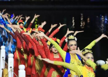 Cisadane Digital Festival 2025 Dibuka Meriah, Ribuan Warga Padati Bantaran Sungai Cisadane