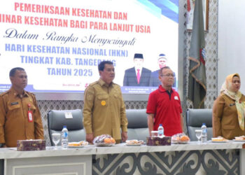 Bupati Tangerang Buka Pemeriksaan Kesehatan Gratis dan Seminar Lansia Peringati HKN 2025