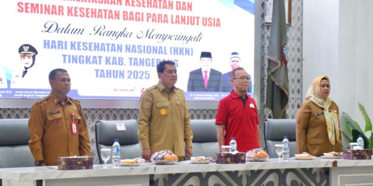 Bupati Tangerang Buka Pemeriksaan Kesehatan Gratis dan Seminar Lansia Peringati HKN 2025