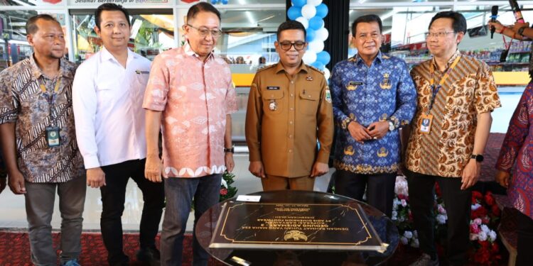 Bupati Tangerang dan Gubernur Banten Resmikan LPK dan Adis Mart Koperasi Pegawai PT Adis Dimension Footwear