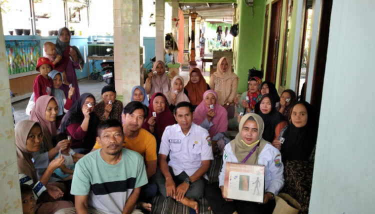 PUSKESMAS RAJEG CEGAH PENULARAN KUSTA MELALUI PEMANTAUAN KONTAK ERAT DI DESA RAJEG MULYA