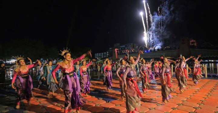 Ribuan Warga Padati Pembukaan Cisadane Digital Festival 2025