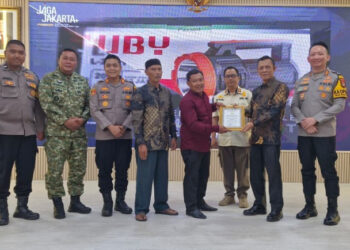 Pemkab Tangerang Raih Penghargaan Siskamling Terbaik dari Polres Tangsel