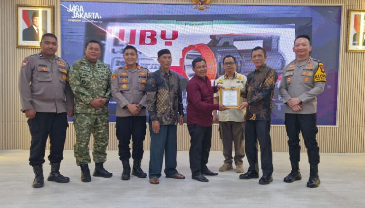 Pemkab Tangerang Raih Penghargaan Siskamling Terbaik dari Polres Tangsel