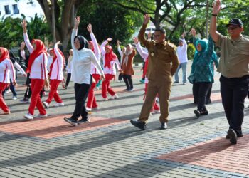 Gubernur Andra Soni Tegaskan Komitmen Pemprov Banten untuk Tingkatkan Kesejahteraan Lansia