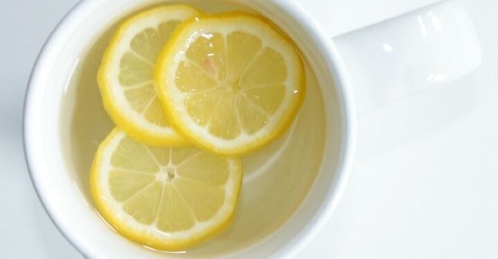 Minum Air Lemon Setiap Pagi, Ini yang Terjadi pada Tubuhmu!