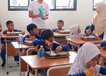 Monitoring Program Makan Bergizi Gratis di SD Negeri Cibonteng