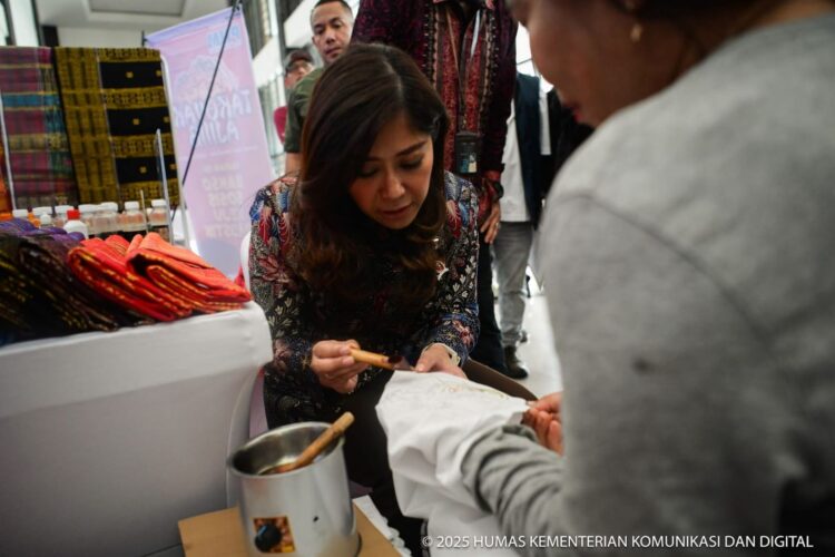 Meutya Hafid: Perempuan Pelaku UMKM adalah Pahlawan Ekonomi Keluarga