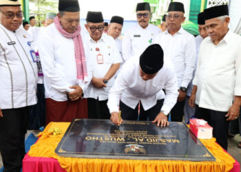 Bupati Tangerang Resmikan Masjid Al Wustho dan Ajak Warga Makmurkan Masjid