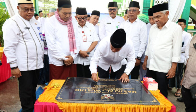 Bupati Tangerang Resmikan Masjid Al Wustho dan Ajak Warga Makmurkan Masjid