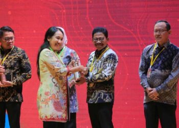 Pemkot Tangerang Raih Penghargaan Bhumandala Rajata Berkat Inovasi Aplikasi SIPANTAU