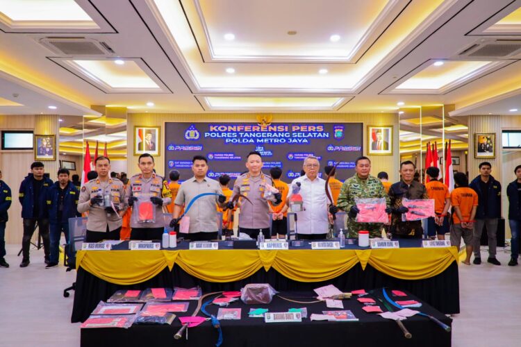 TANGSEL — Program Siskamling Terpadu Berhasil Tekan Potensi Kejahatan, Wali Kota Benyamin Beri Apresiasi Tinggi