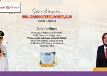 Bupati Tangerang Raih Penghargaan Tokoh Pendorong Keterbukaan Informasi Publik 2025