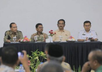 Wali Kota Sachrudin Tegaskan Integritas Aparat Wilayah: “Lurah dan Camat Wajib Jadi Garda Terdepan Pelayanan Publik”