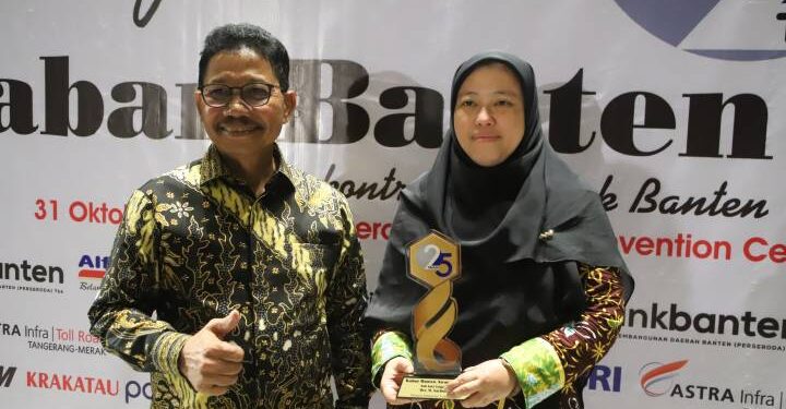 Wali Kota Tangerang Sachrudin Dianugerahi Tokoh Berpengaruh 2025, Bukti Kepemimpinan Visioner dalam Transformasi Digital