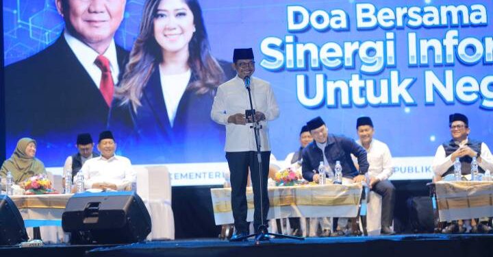 Hujan Tak Menghalangi Antusiasme Warga: Tabligh Akbar KIMFest 2025 Bersama Ustaz Hilman Fauzi Padati Alun-Alun Ahmad Yani